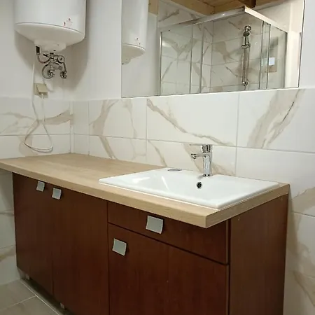 Dom Sosnowy شتشتنو